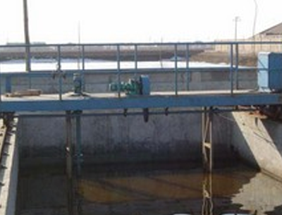 ZQ(B)GN型周邊傳(chuán)動全(半)橋(qiáo)式刮泥機(jī)