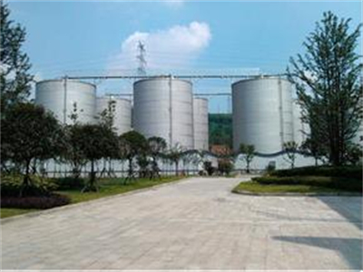 四川省宜(yi)賓叙南酒業(ye)有限公司